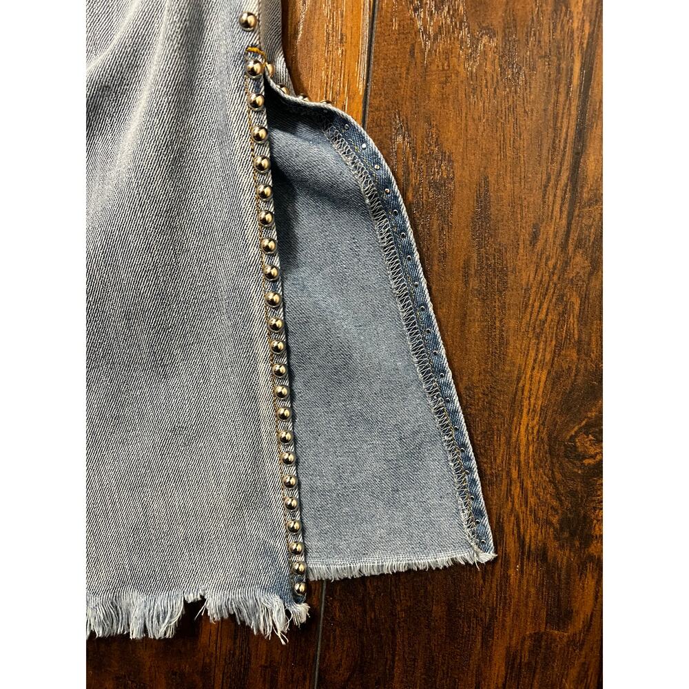 POL Wide Leg Pleated Jeans BOHO Light Wash With Studs Women's Size L - Picture 4 of 11